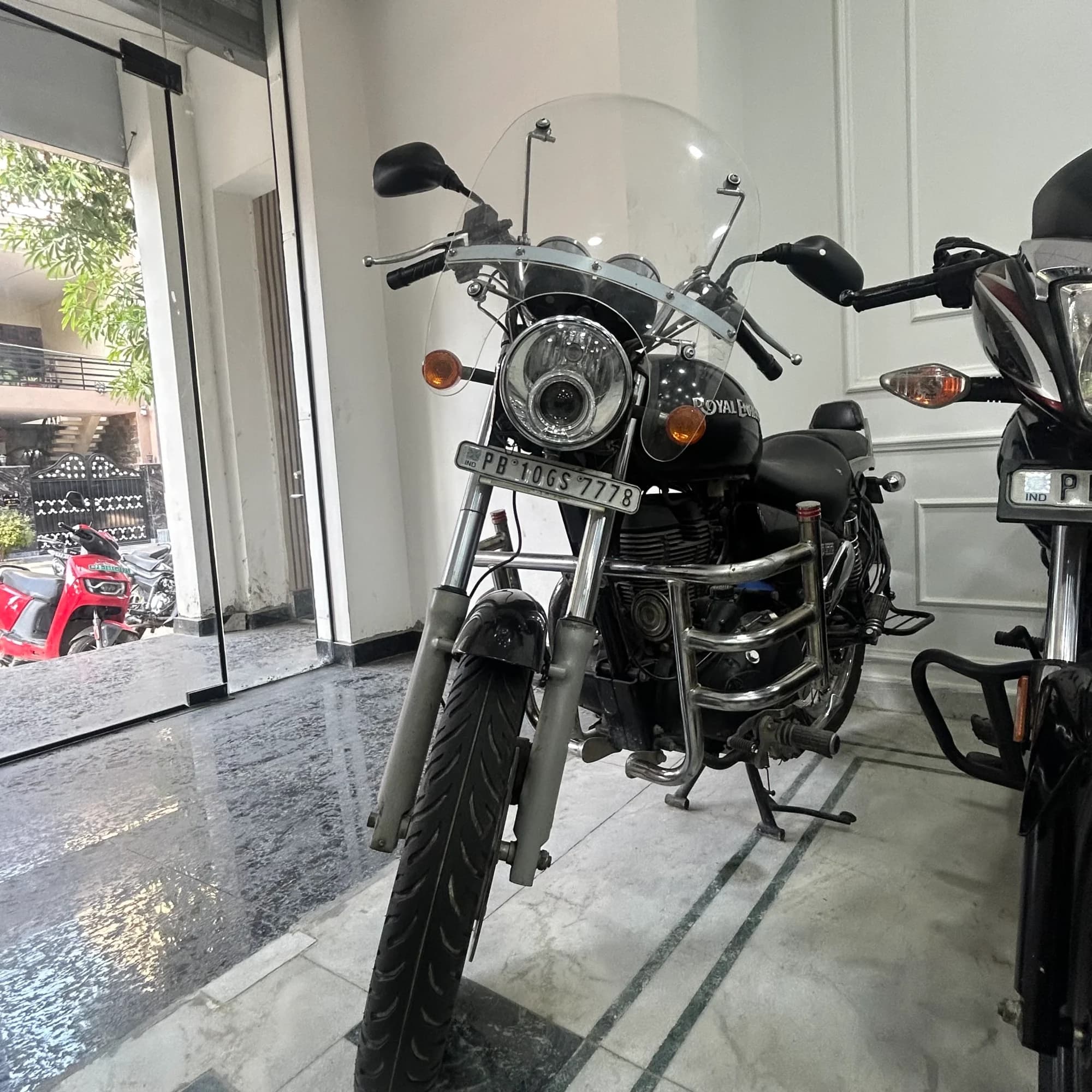 Royal Enfield Tunder Bird 500